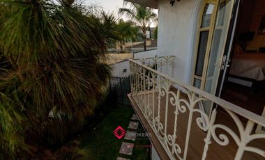 Casa de Lujo en Venta Bugambilias Coto azaleas zona sur