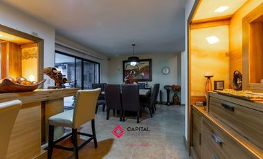 Casa de Lujo en Venta Bugambilias Coto azaleas zona sur