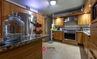 Casa de Lujo en Venta Bugambilias Coto azaleas zona sur