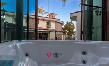 Casa de Lujo en Venta Bugambilias Coto azaleas zona sur
