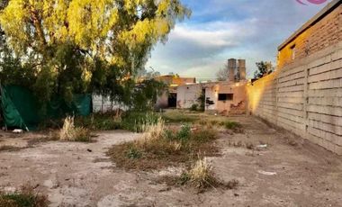 GREENWOOD VENDE IMPORTANTE LOTE EN MAIPU CON CONSTRUCCION DE ADOBE