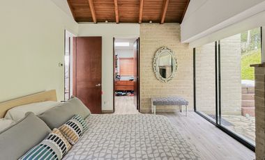casa en venta en la calera. Cod V7479