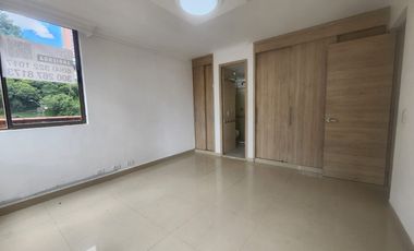 apartamento en arriendo en aguacatala. Cod A59372