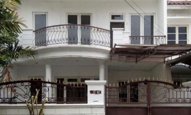 Rumah disewakan di RW 11, Mulyorejo, Mulyorejo, Surabaya, Jawa Timur