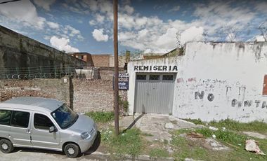 Local Comercial en esquina - Importante avenida - Lanus Oeste