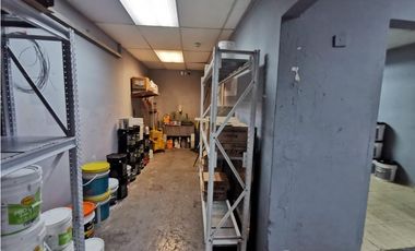 Se Alquila Local Comercial Vía España 260 Mts $8.000.oo