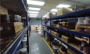 Se Alquila Local Comercial Vía España 260 Mts $8.000.oo