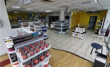 Se Alquila Local Comercial Vía España 260 Mts $8.000.oo