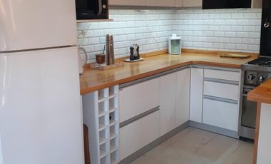 EXCELENTE CASA EN VENTA, 4 AMBIENTES, V. BALLESTER