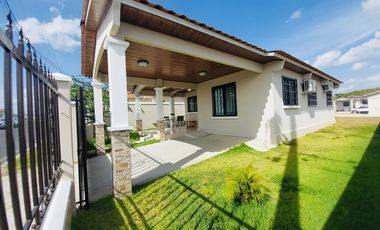 VENTA DE CASA EN RESIDENCIAL MIRAFLORES PENONOME