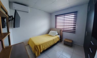 VENTA DE CASA EN RESIDENCIAL MIRAFLORES PENONOME