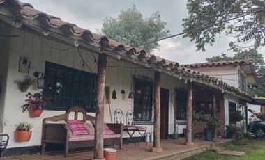 casa en venta en santa elena - vereda mazo. Cod V5909