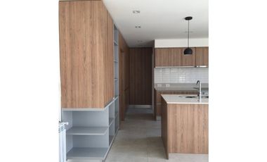 CHALET NUEVO - LAVALLE 3300