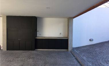 CHALET NUEVO - LAVALLE 3300