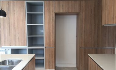 CHALET NUEVO - LAVALLE 3300