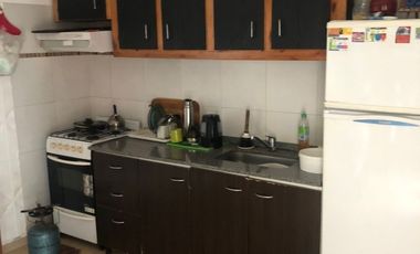 VENTA O PERMUTA - CASA 2 HABITACIONES - ZONA ORO VERDE