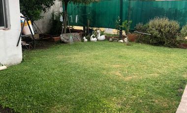VENTA O PERMUTA - CASA 2 HABITACIONES - ZONA ORO VERDE