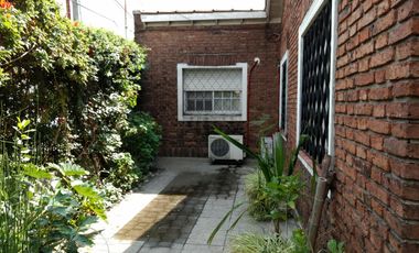 CASA EN LOTE PROPIO DE 3 AMBIENTES