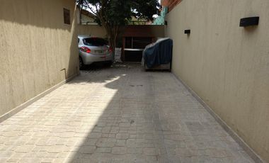 CASA EN LOTE PROPIO DE 3 AMBIENTES