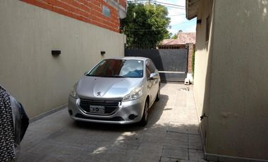 CASA EN LOTE PROPIO DE 3 AMBIENTES