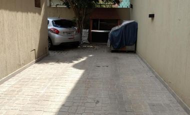 CASA EN LOTE PROPIO DE 3 AMBIENTES