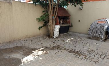 CASA EN LOTE PROPIO DE 3 AMBIENTES