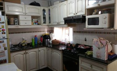 CASA EN LOTE PROPIO DE 3 AMBIENTES