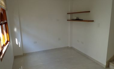 COD. 5874 - SE VENDE APARTAMENTO - BARRIO: LA FLORESTA