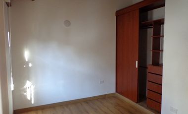 COD. 5874 - SE VENDE APARTAMENTO - BARRIO: LA FLORESTA
