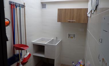 COD. 5874 - SE VENDE APARTAMENTO - BARRIO: LA FLORESTA