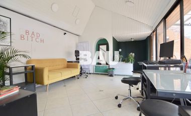 oficina en arriendo en quinta camacho. Cod A5254