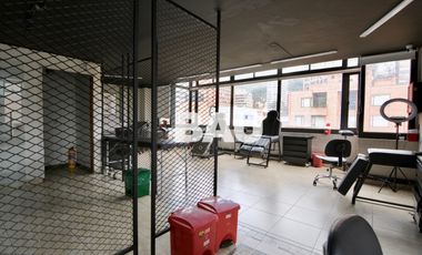 oficina en arriendo en quinta camacho. Cod A5254