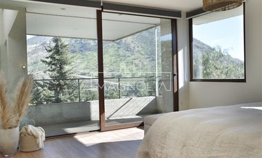 Casa en venta de 5 dorm. mas servicios La Reserva Chicureo