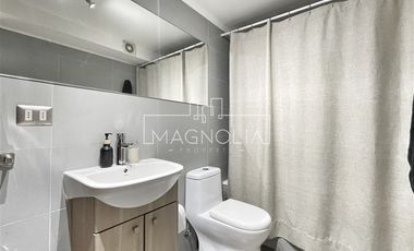 Casa en venta de 5 dorm. mas servicios La Reserva Chicureo