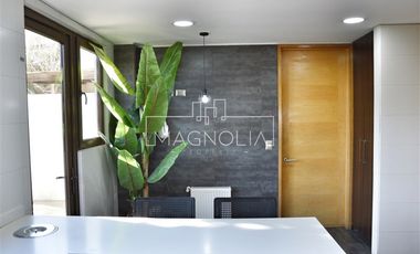 Casa en venta de 5 dorm. mas servicios La Reserva Chicureo
