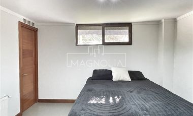 Casa en venta de 5 dorm. mas servicios La Reserva Chicureo