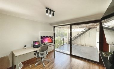 Casa en venta de 5 dorm. mas servicios La Reserva Chicureo