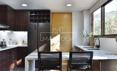 Casa en venta de 5 dorm. mas servicios La Reserva Chicureo