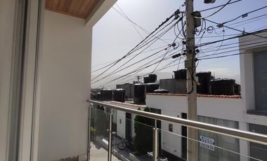 casa en venta en lomitas del trapiche. Cod V26547