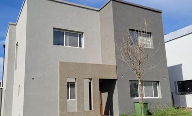 Casa en venta en Lagoon Pilar