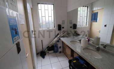 Arriendo local comercial sector Av el Santo