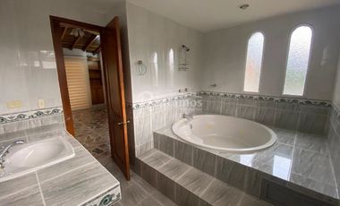 casa campestre en arriendo en bosques de zuñiga. Cod A776272
