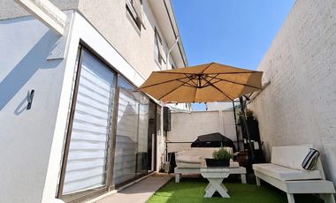 Casa 3D en Quinta Normal con patio