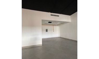 VIa Venetto/ Locales Comerciales