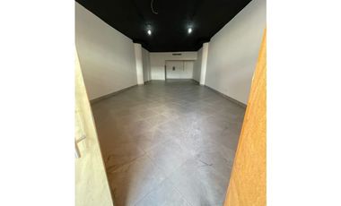 VIa Venetto/ Locales Comerciales