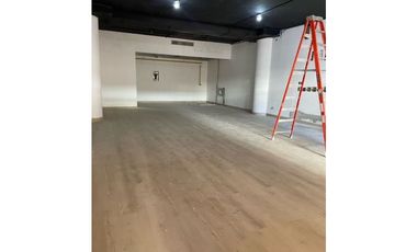 VIa Venetto/ Locales Comerciales