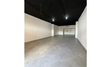 VIa Venetto/ Locales Comerciales