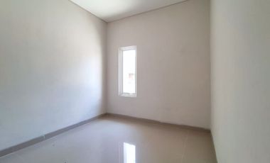 RUMAH SIAP HUNI KONDISI BARU DEPAN KANTOR KECAMATAN KEBONARUM