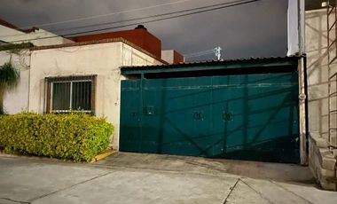 Casa en Fracc. Jardines de Ahuatlán en Cuernavaca. $2,200,000