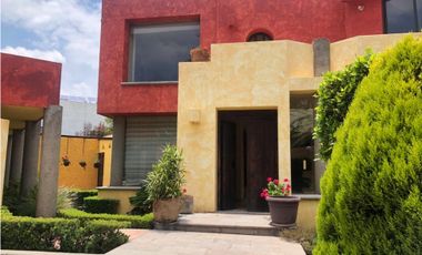 Casa en venta zona Zavaleta, Puebla.